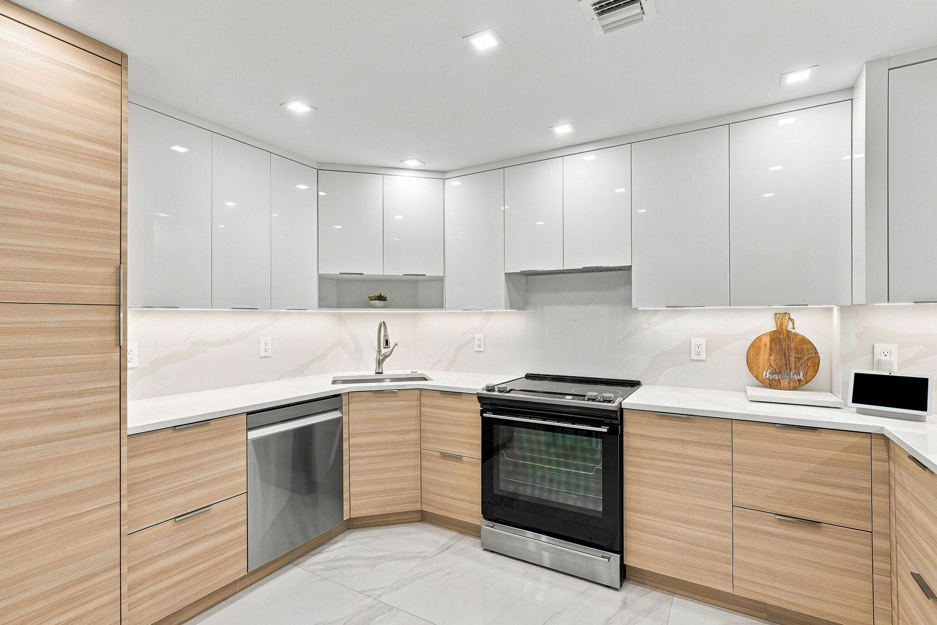 3550 Galt Ocean Drive, Unit 704, Fort Lauderdale, FL 33308 Photo