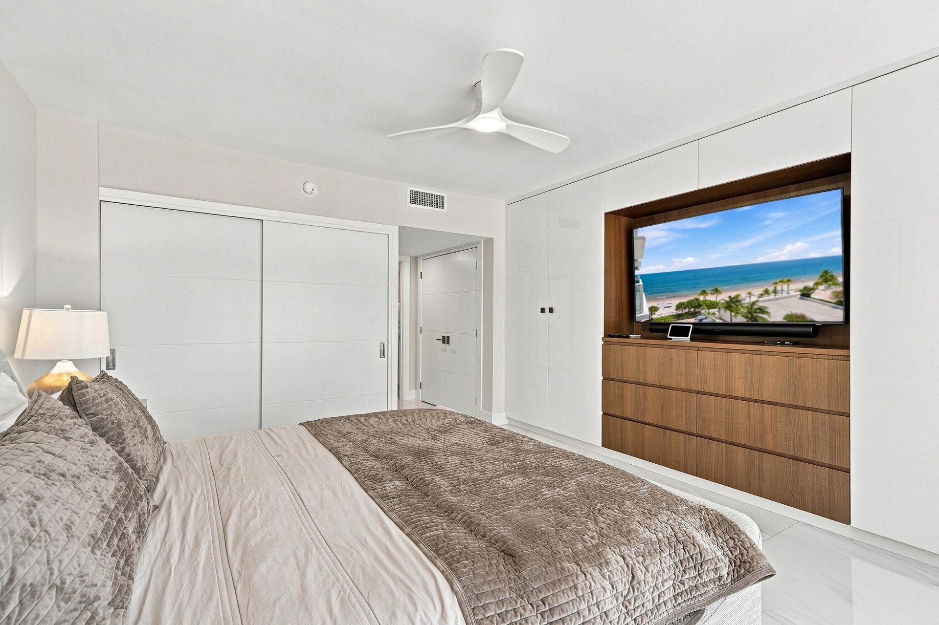 3550 Galt Ocean Drive, Unit 704, Fort Lauderdale, FL 33308 Photo