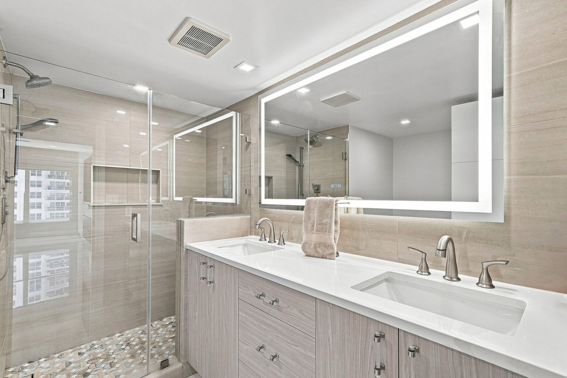 3550 Galt Ocean Drive, Unit 704, Fort Lauderdale, FL 33308 Photo