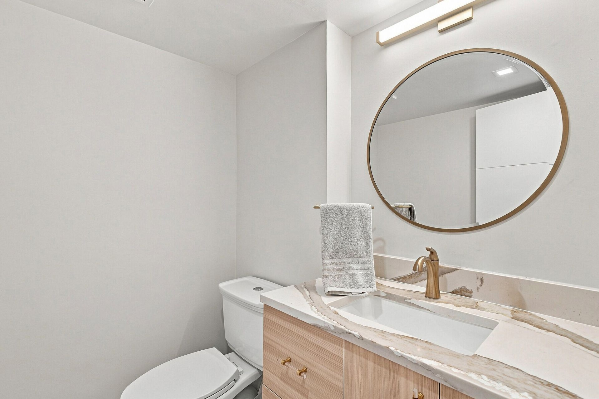 3550 Galt Ocean Drive, Unit 704, Fort Lauderdale, FL 33308 Photo