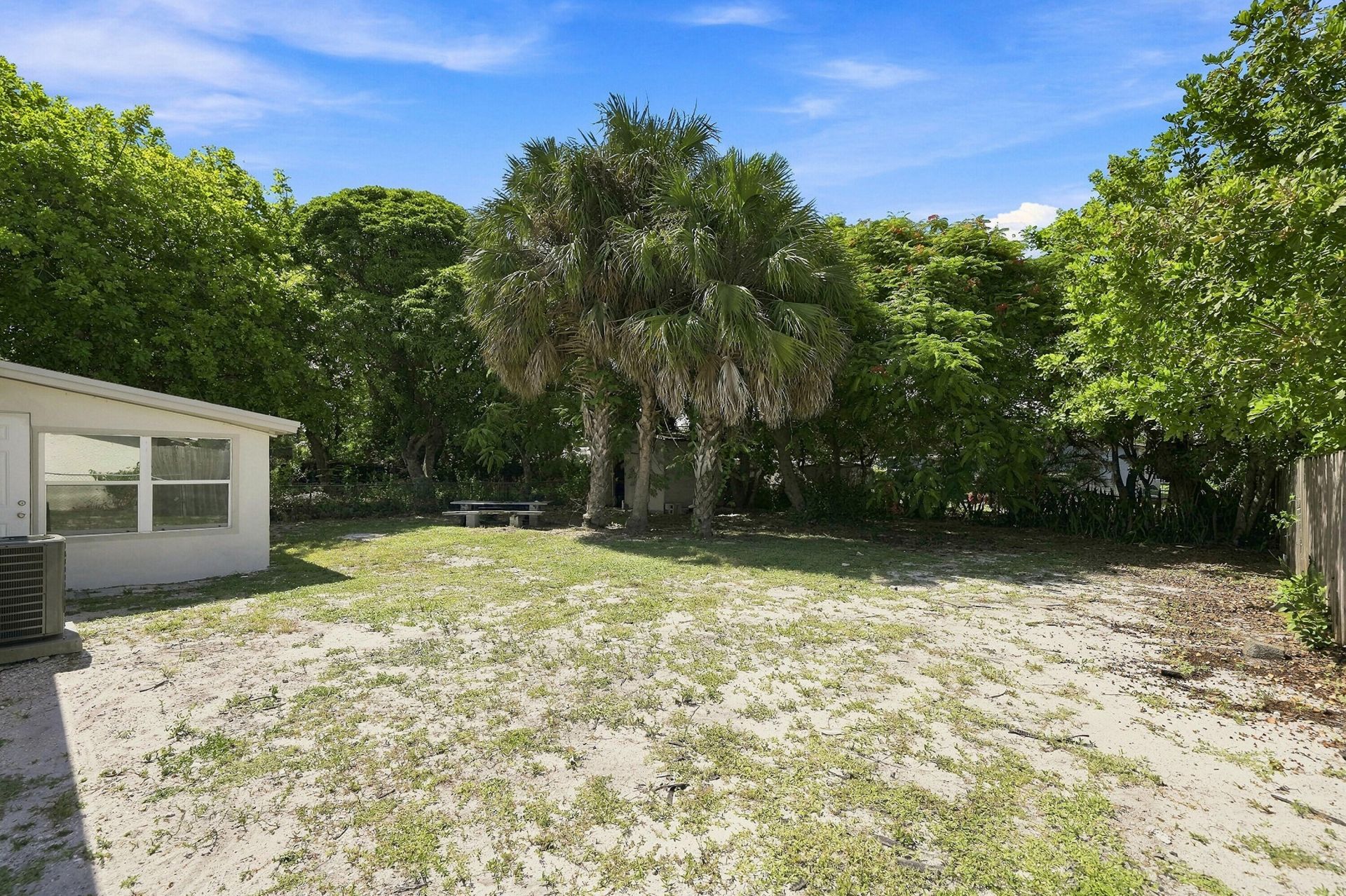 1629 NW 15th Court, Fort Lauderdale, FL 33311 Photo
