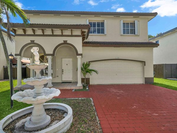 1308 SW 154TH Avenue, Miami, FL 33194
