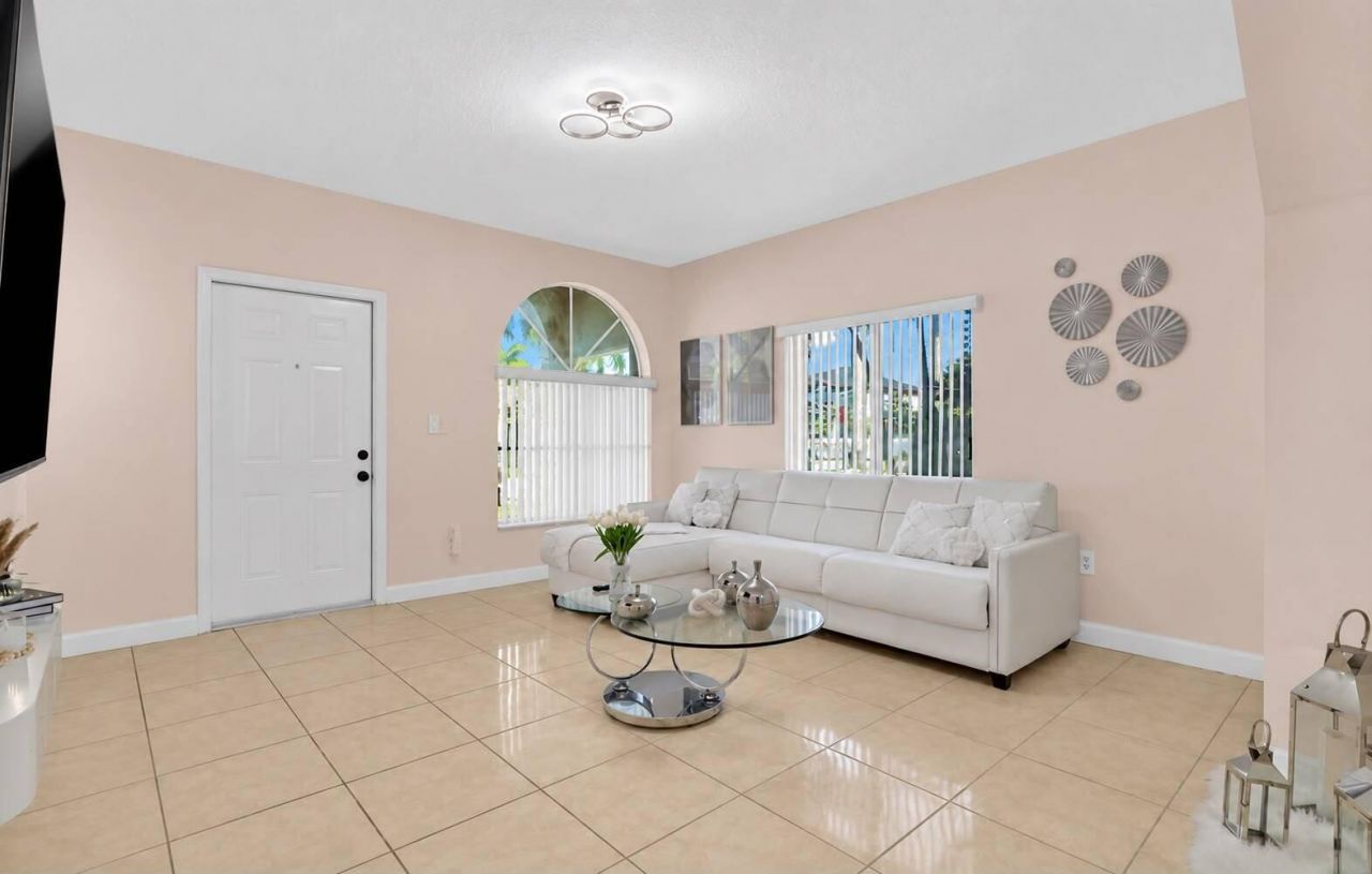 1308 SW 154th Avenue, Miami, FL 33194 Photo