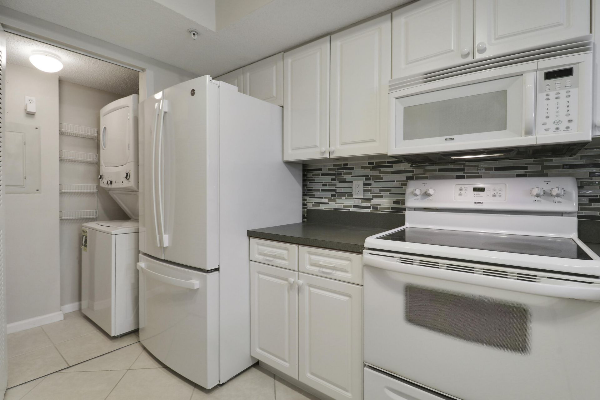 236 Village Boulevard, Unit 1106, Tequesta, FL 33469 Photo