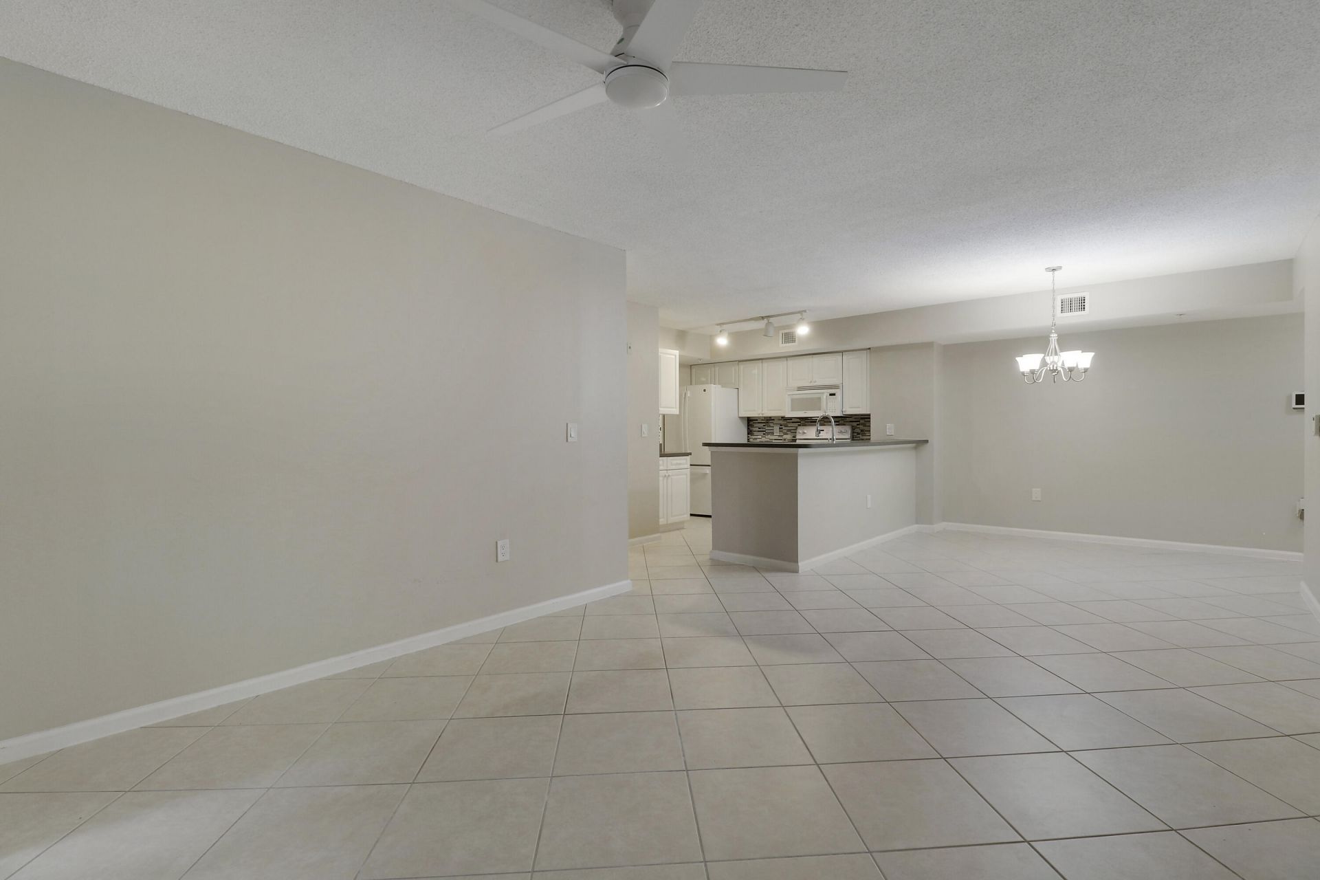 236 Village Boulevard, Unit 1106, Tequesta, FL 33469 Photo