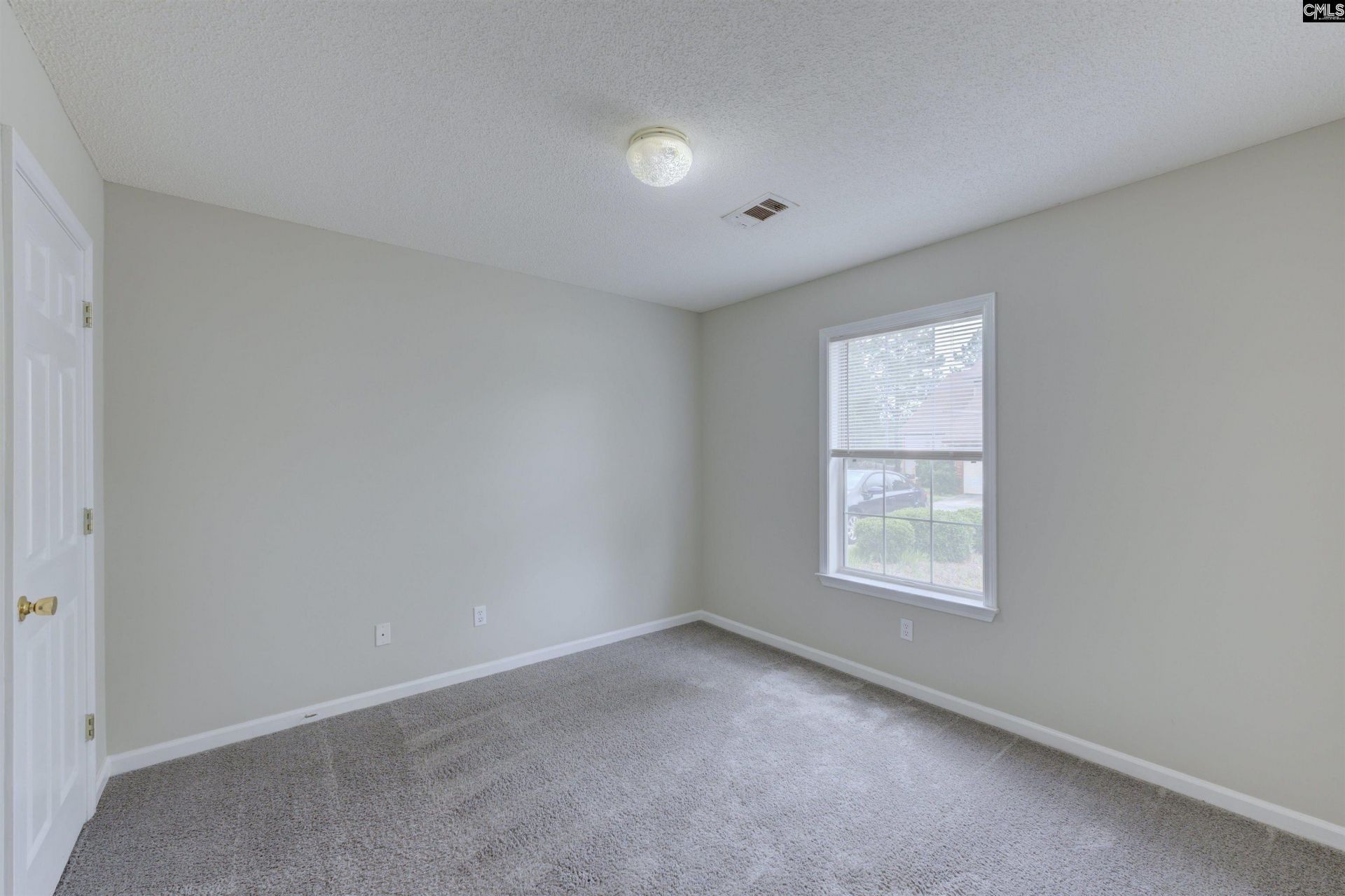 209 Hounds Court N Photo 14