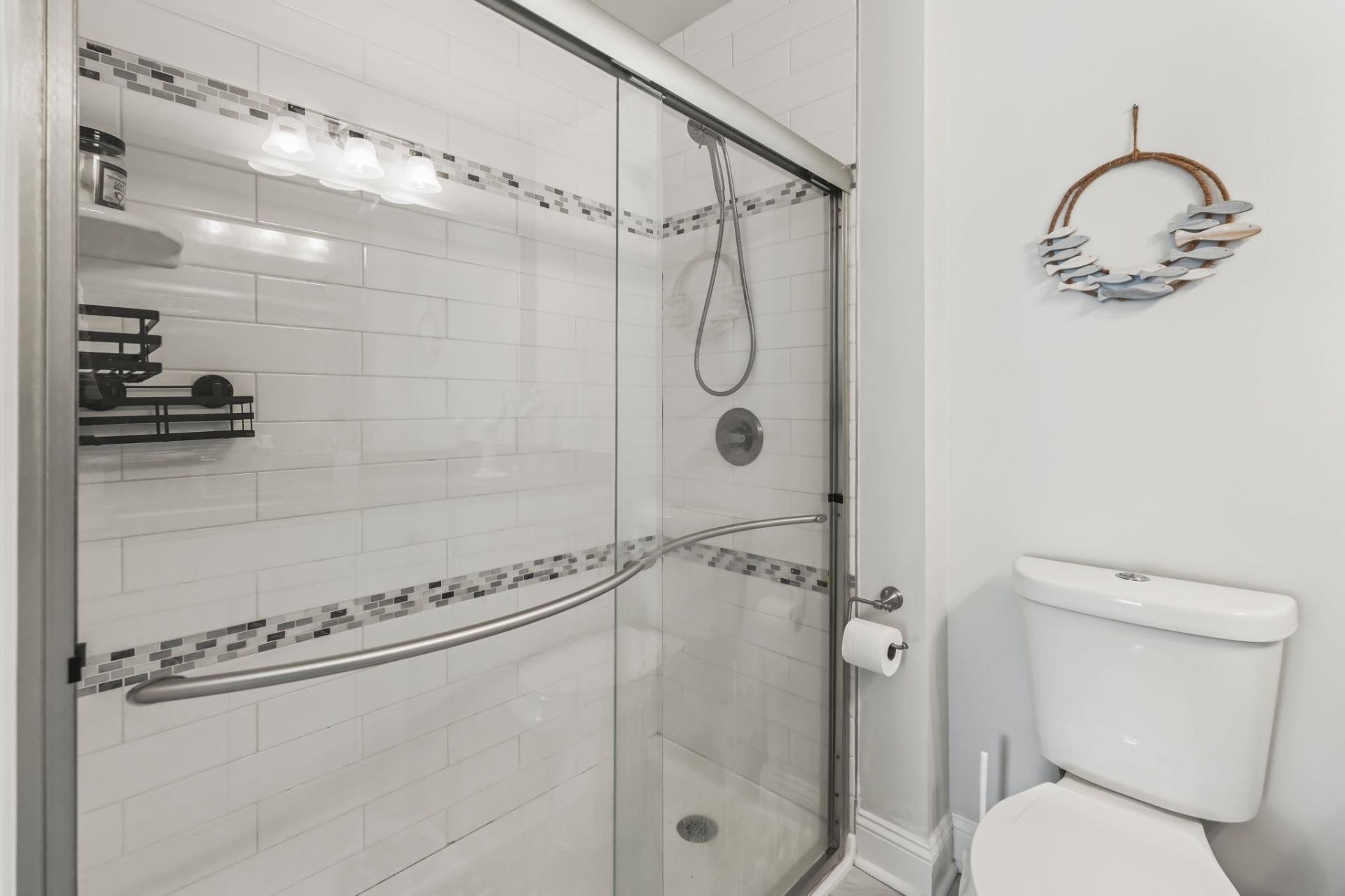 793 Moen Pl. Photo 22