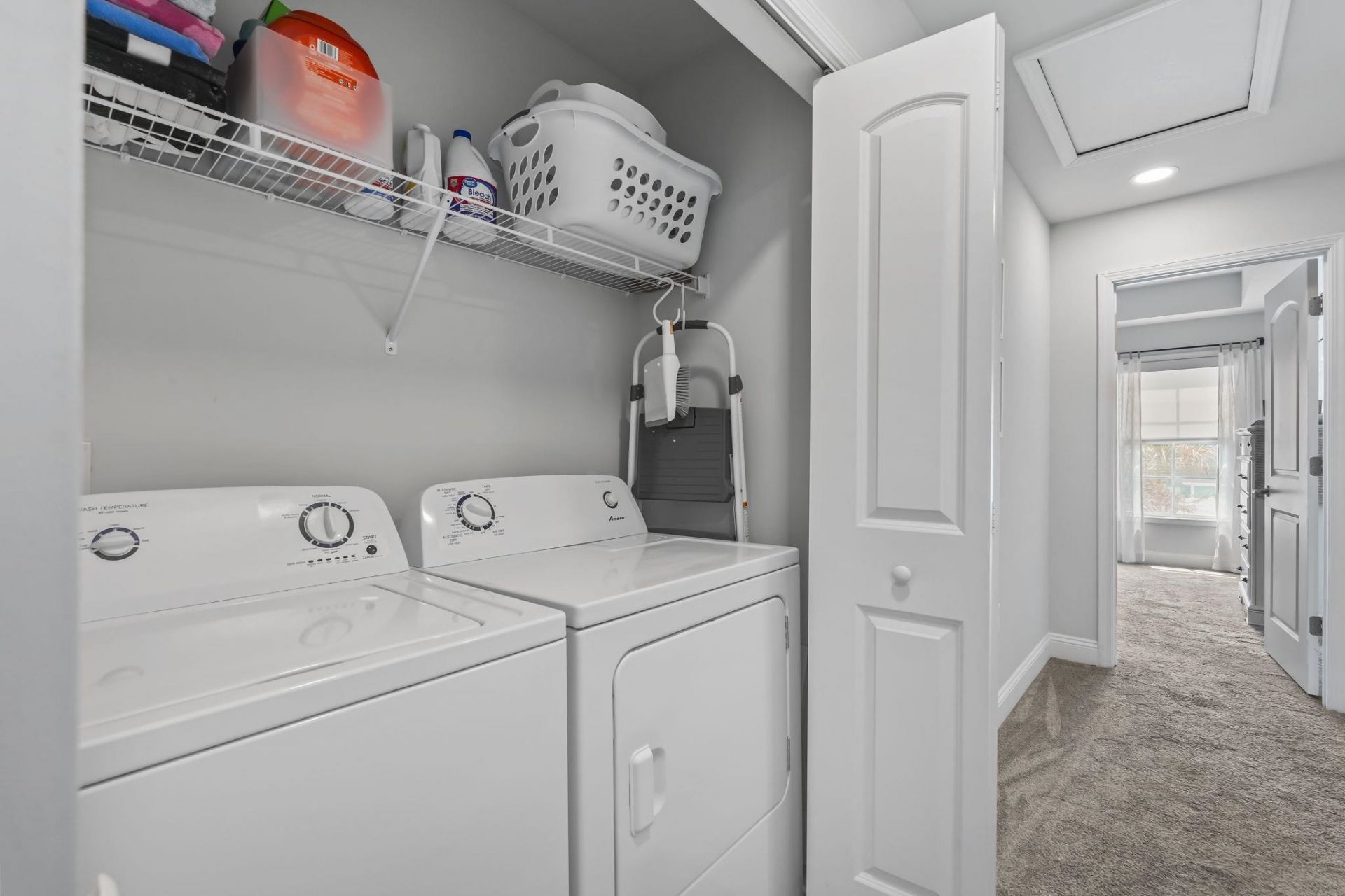 793 Moen Pl. Photo 28
