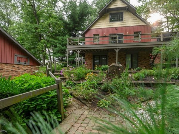 962 Shane Drive SW, Sugarcreek, OH 44681