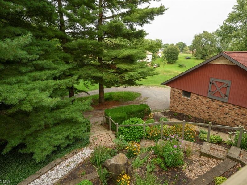 962 Shane Drive SW, Sugarcreek, OH 44681 Photo 17