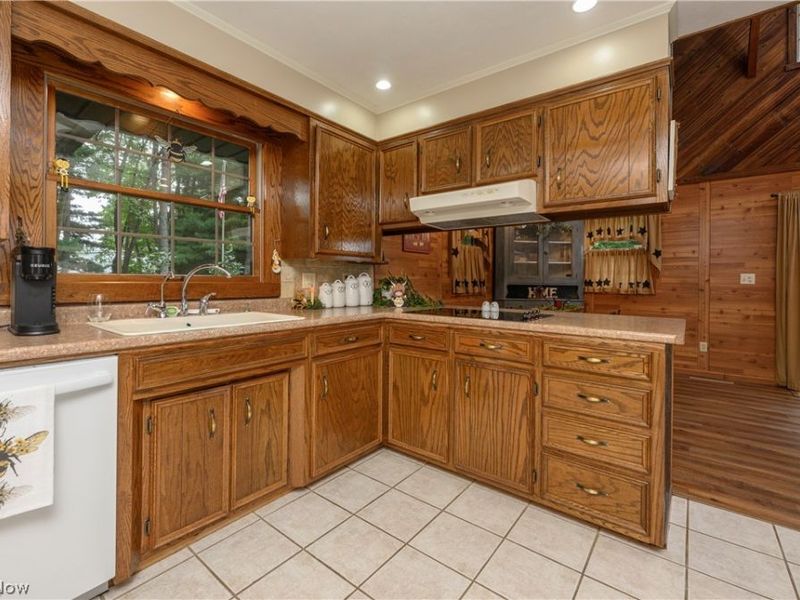 962 Shane Drive SW, Sugarcreek, OH 44681 Photo 34