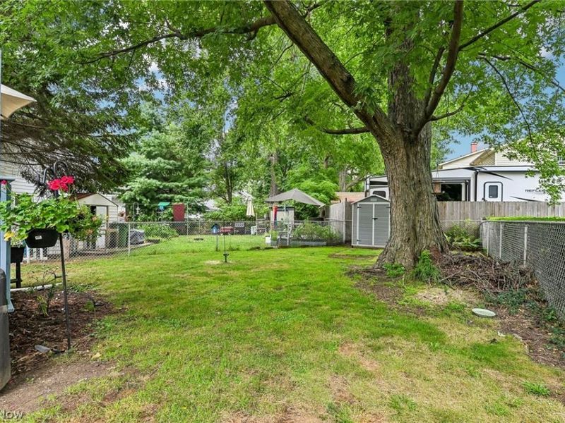 37531 Willow Drive, Eastlake, OH 44095 Photo 26