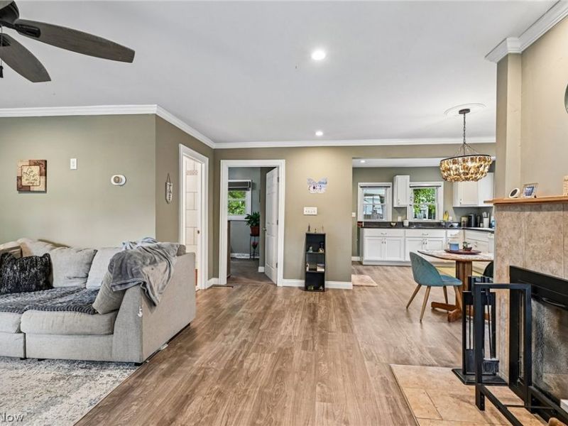 37531 Willow Drive, Eastlake, OH 44095 Photo 8