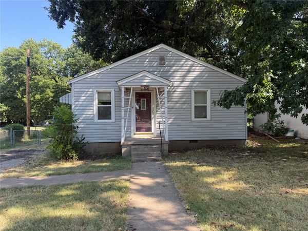 708 Herrick , Bartlesville, OK 74003