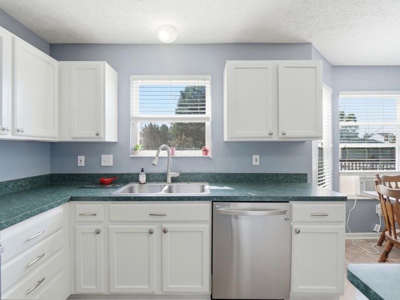 8599 Army Place , Galloway, OH 43119 Photo 14