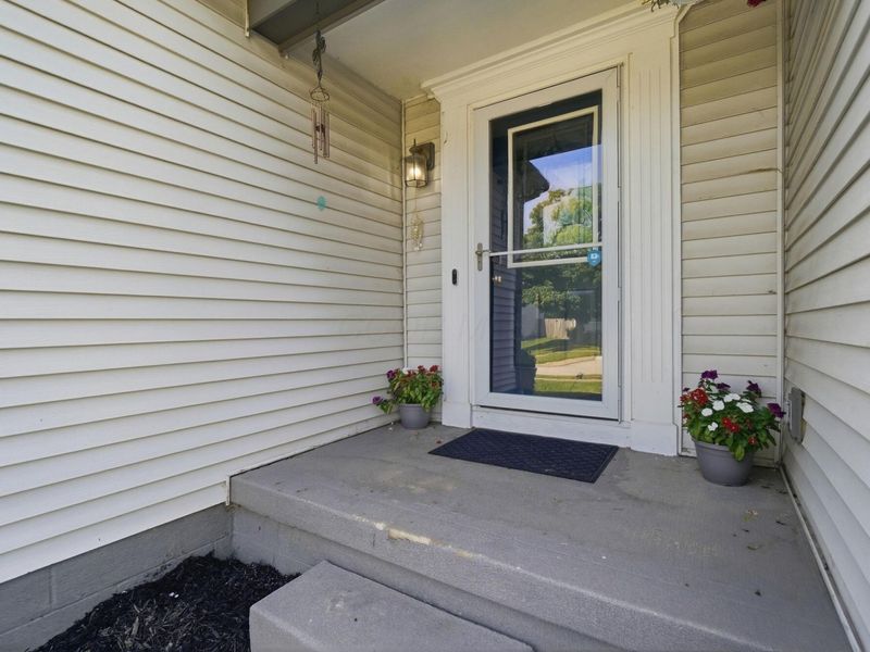 8599 Army Place , Galloway, OH 43119 Photo 3
