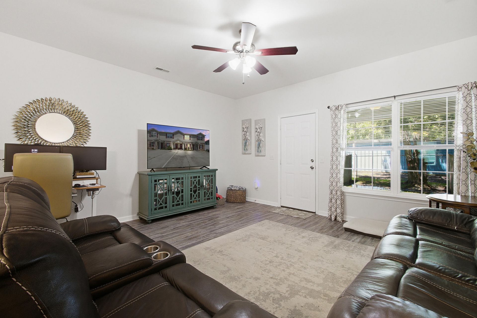156 Pine Shadow Drive Photo 9