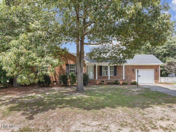 2495 Stratford Drive, La Grange, NC 28551