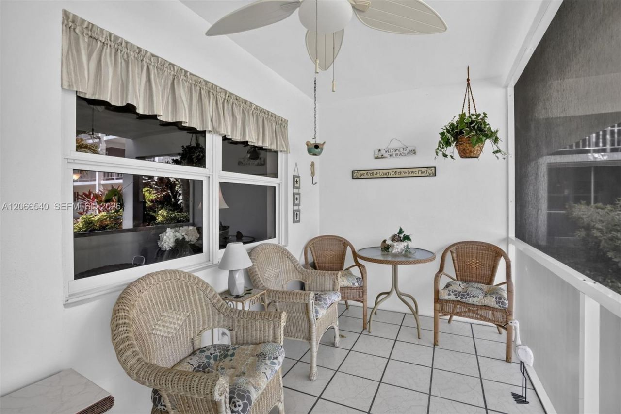 580 Egret Dr , Unit 108, Hallandale Beach, FL 33009 Photo