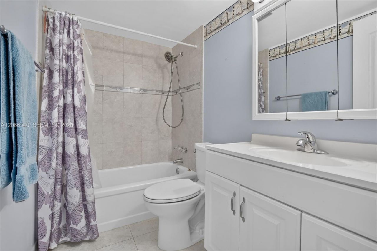 580 Egret Dr , Unit 108, Hallandale Beach, FL 33009 Photo