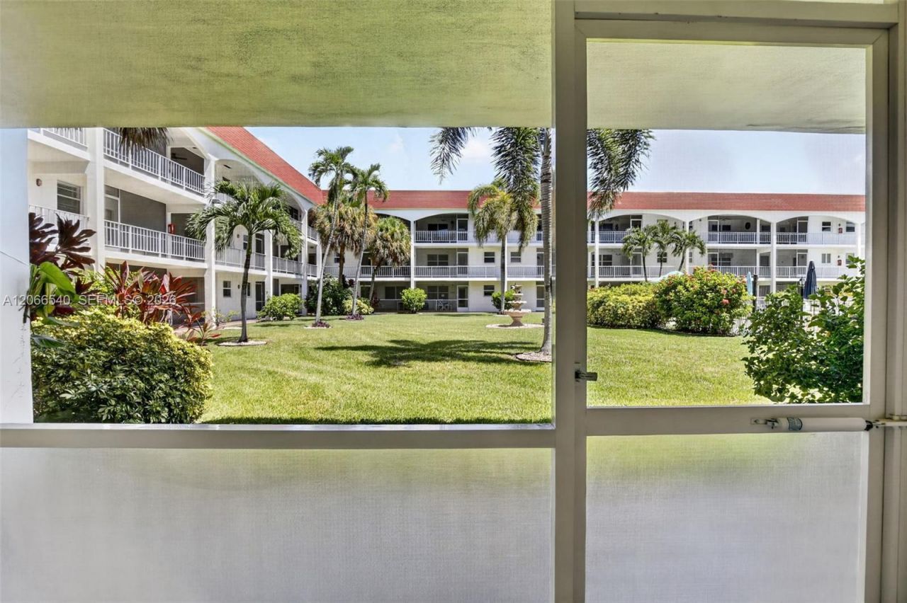 580 Egret Dr , Unit 108, Hallandale Beach, FL 33009 Photo