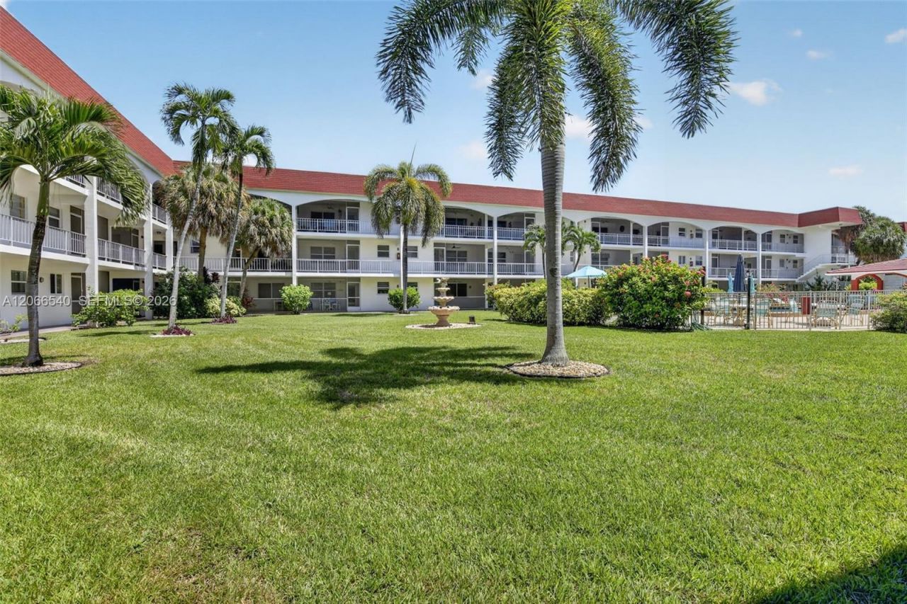 580 Egret Dr , Unit 108, Hallandale Beach, FL 33009 Photo