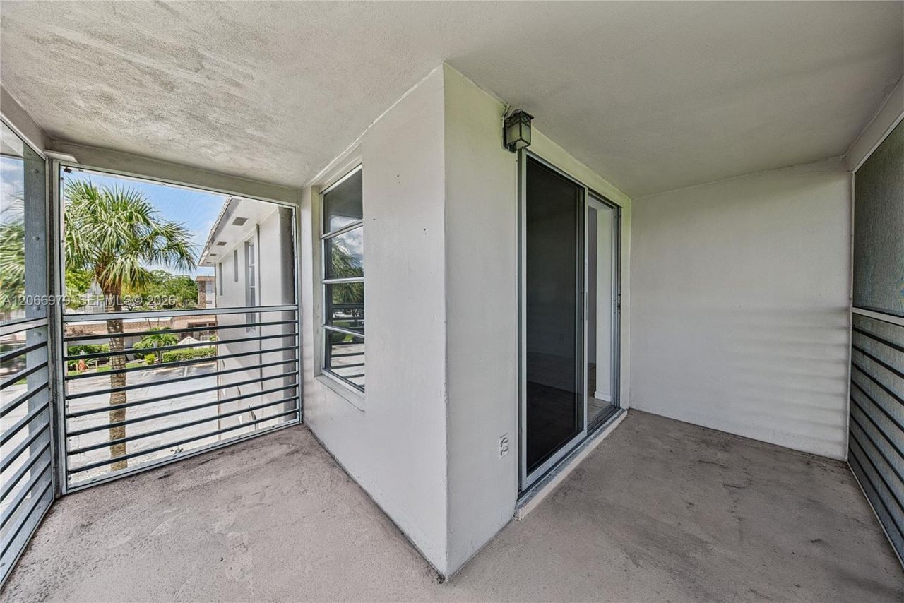 2491 SW 82nd Ave , Unit 310, Davie, FL 33324 Photo