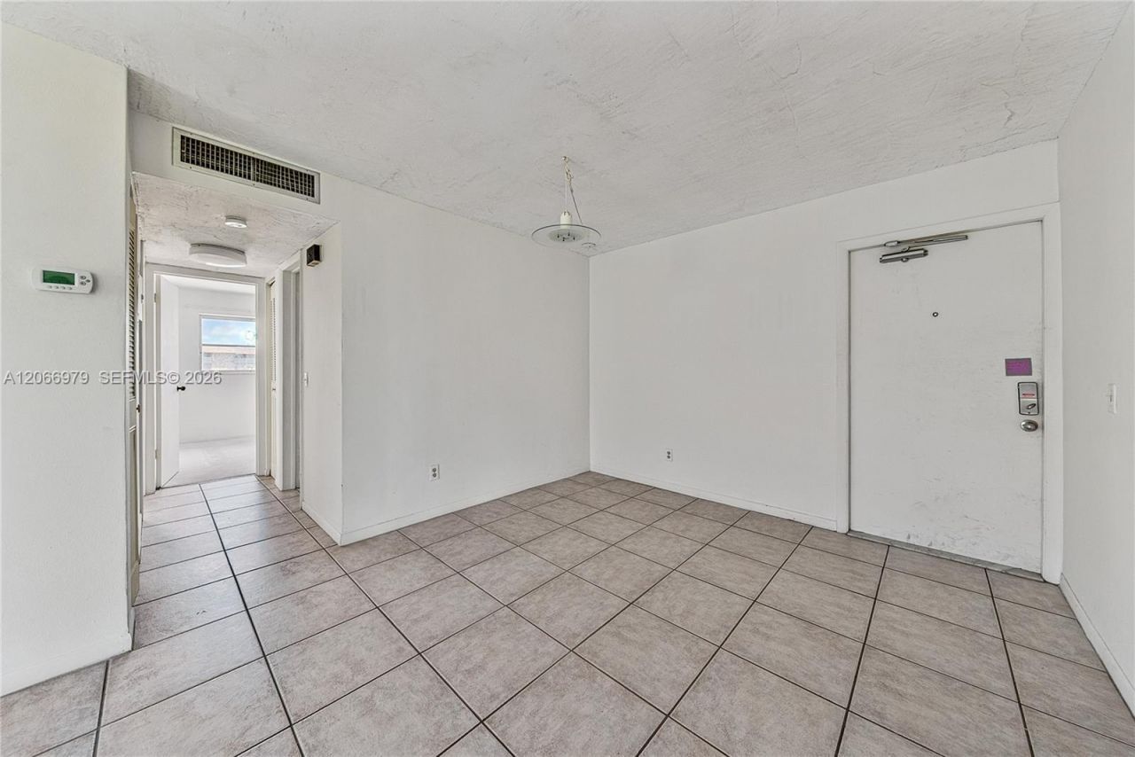 2491 SW 82nd Ave , Unit 310, Davie, FL 33324 Photo