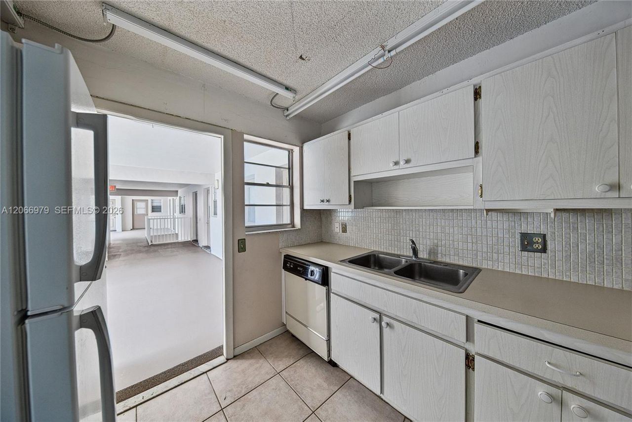 2491 SW 82nd Ave , Unit 310, Davie, FL 33324 Photo