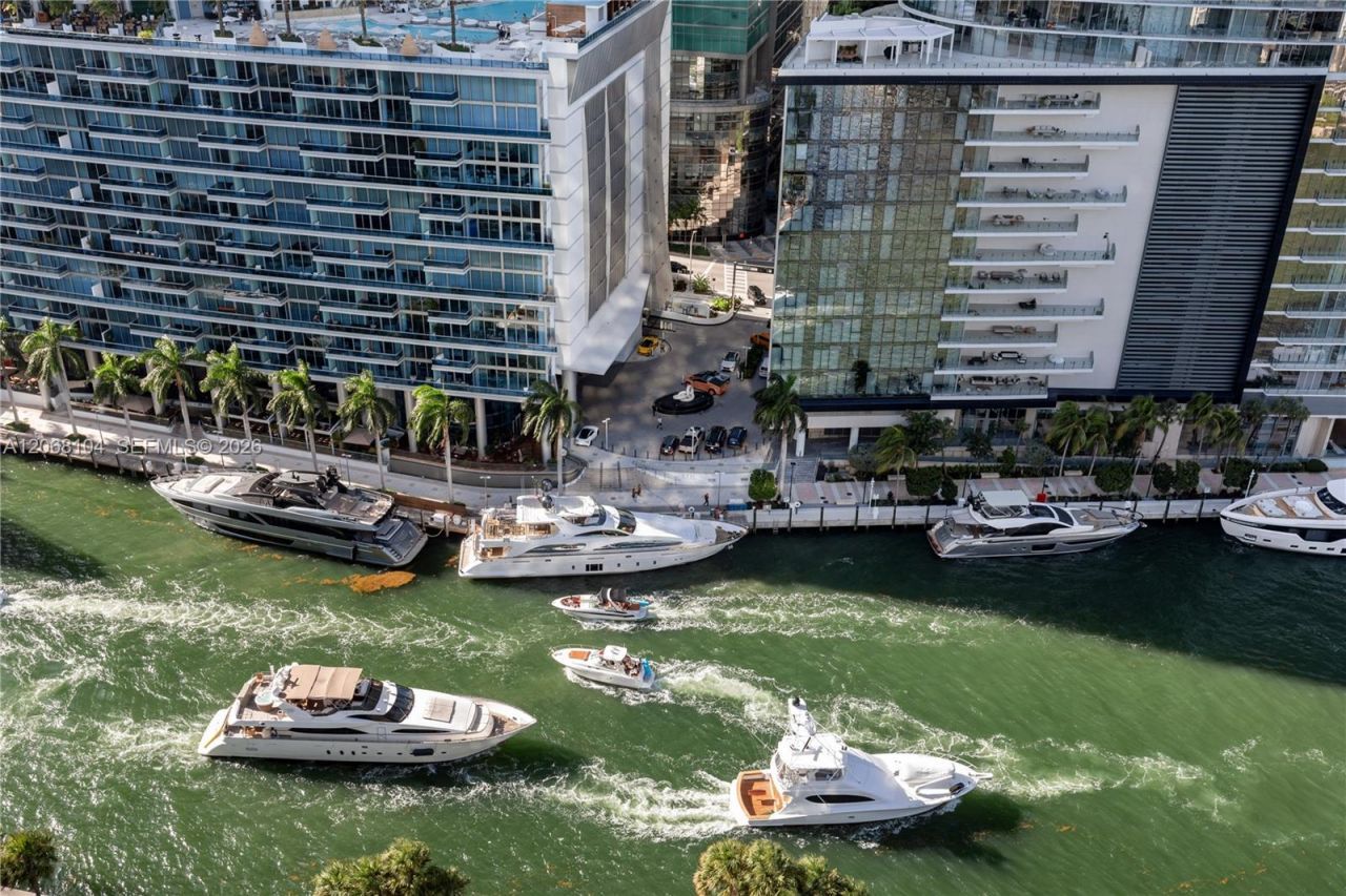 465 Brickell Ave , Unit 2504, Miami, FL 33131 Photo