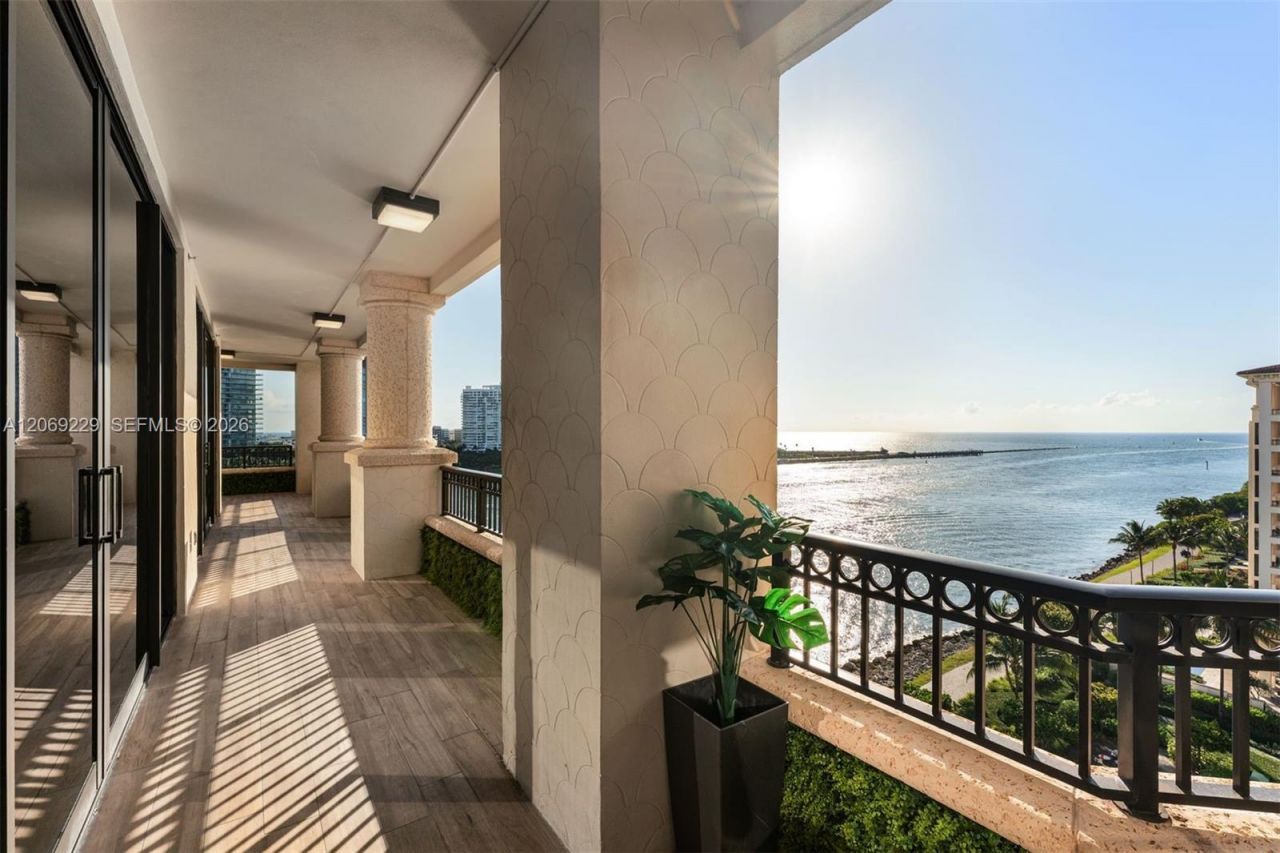 6893 Fisher Island Dr 6893 Lphcenter , Unit 6893, Miami Beach, FL 33109 Photo