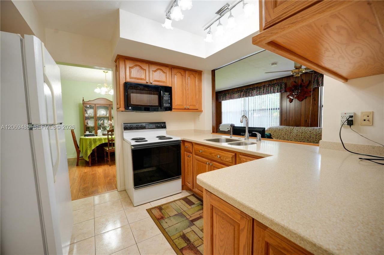 7516 Taft St, Hollywood, FL 33024 Photo