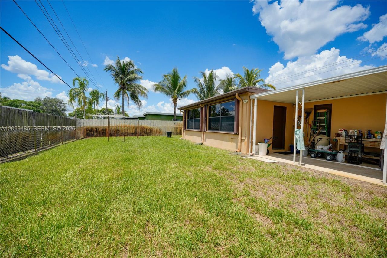 7516 Taft St, Hollywood, FL 33024 Photo