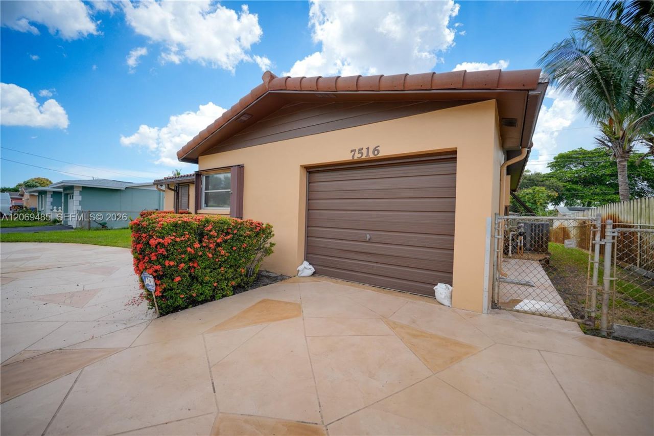 7516 Taft St, Hollywood, FL 33024 Photo