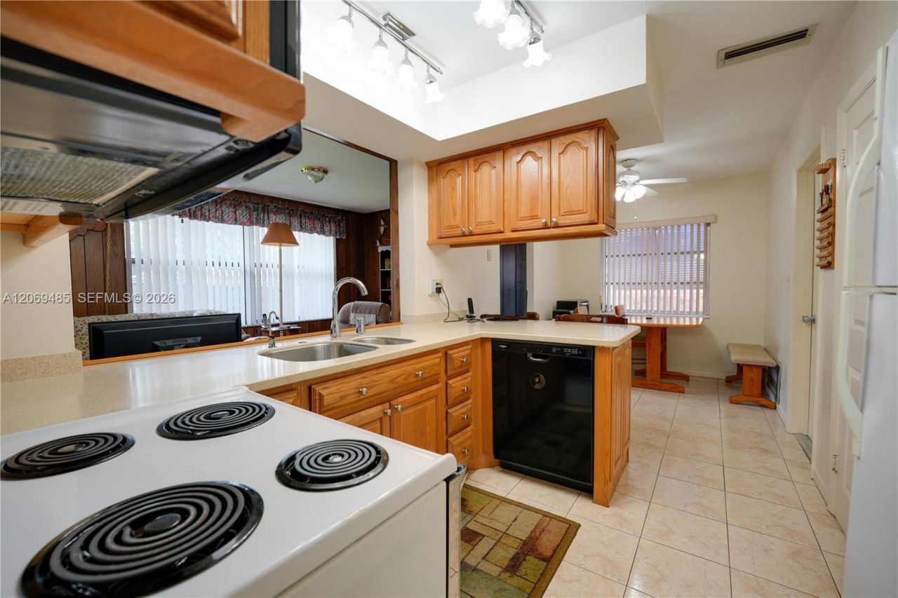 7516 Taft St, Hollywood, FL 33024 Photo