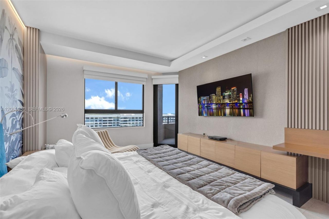 251 Crandon Blvd , Unit 1227, Key Biscayne, FL 33149 Photo