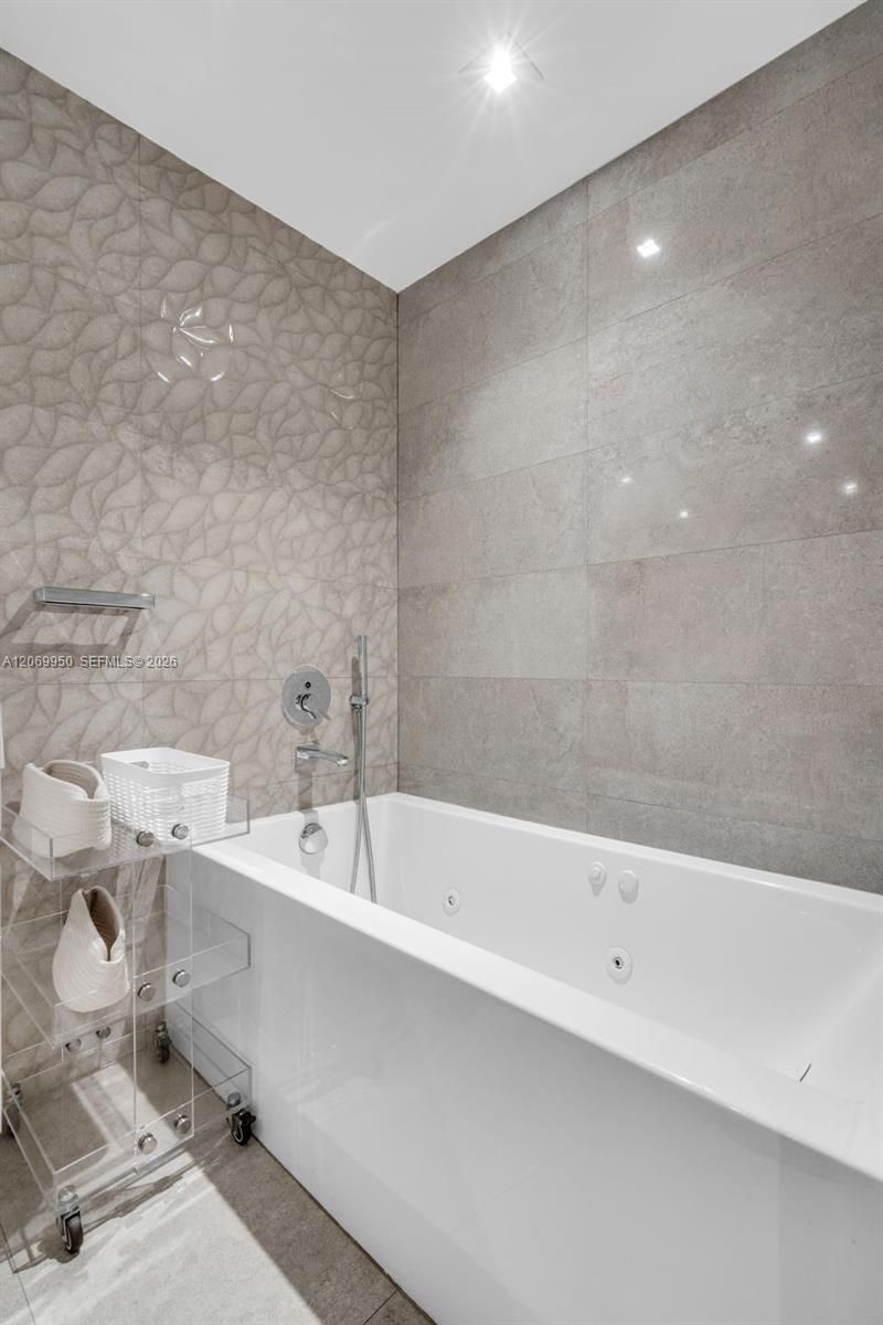 251 Crandon Blvd , Unit 1227, Key Biscayne, FL 33149 Photo
