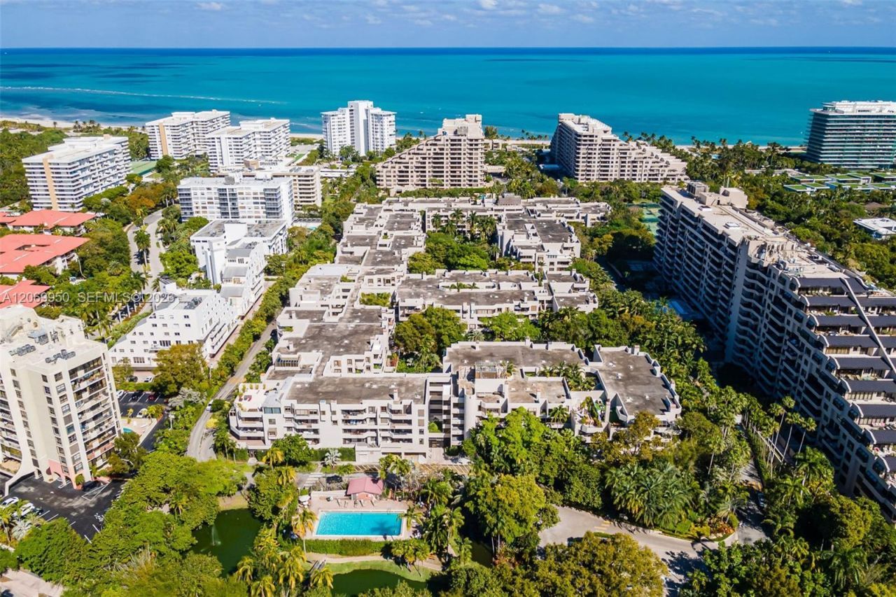 251 Crandon Blvd , Unit 1227, Key Biscayne, FL 33149 Photo