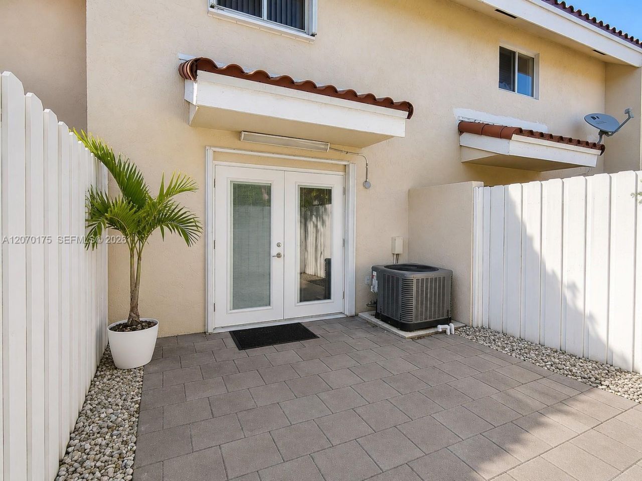 550 NW 82nd Ct, Unit 383, Miami, FL 33126 Photo