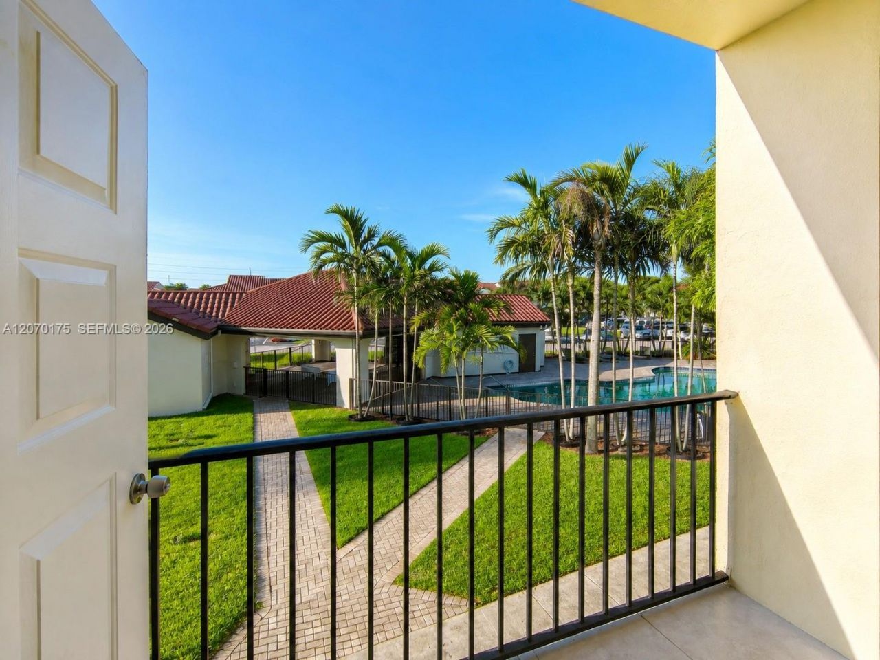 550 NW 82nd Ct, Unit 383, Miami, FL 33126 Photo
