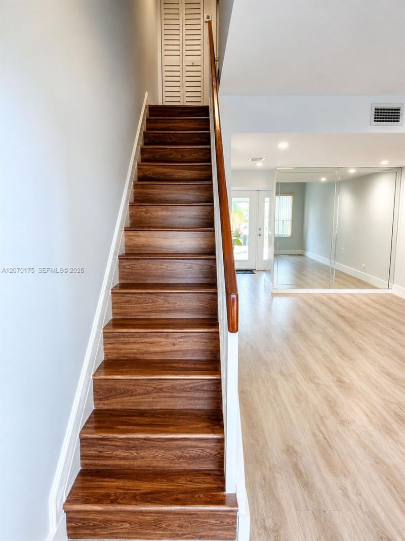 550 NW 82nd Ct, Unit 383, Miami, FL 33126 Photo