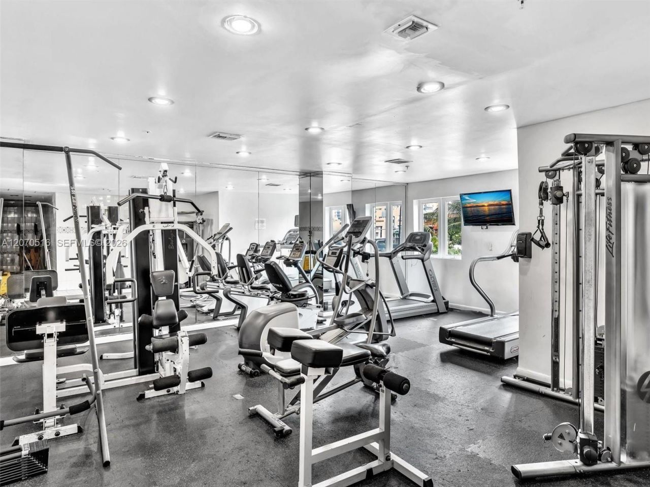 4101 Pine Tree Dr , Unit 926,925, Miami Beach, FL 33140 Photo