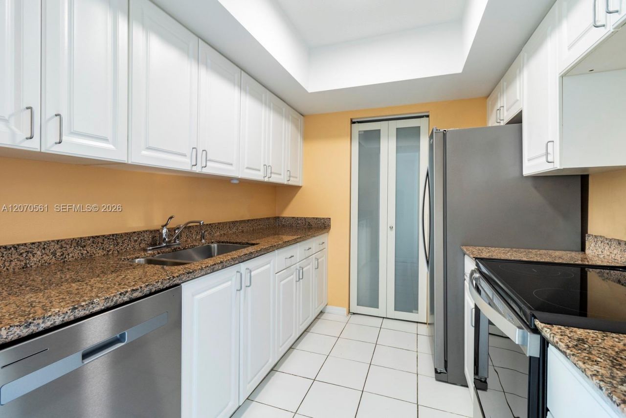 90 Alton Rd , Unit 1005, Miami Beach, FL 33139 Photo