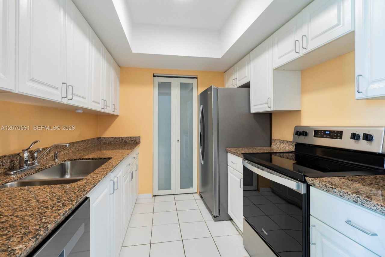 90 Alton Rd , Unit 1005, Miami Beach, FL 33139 Photo