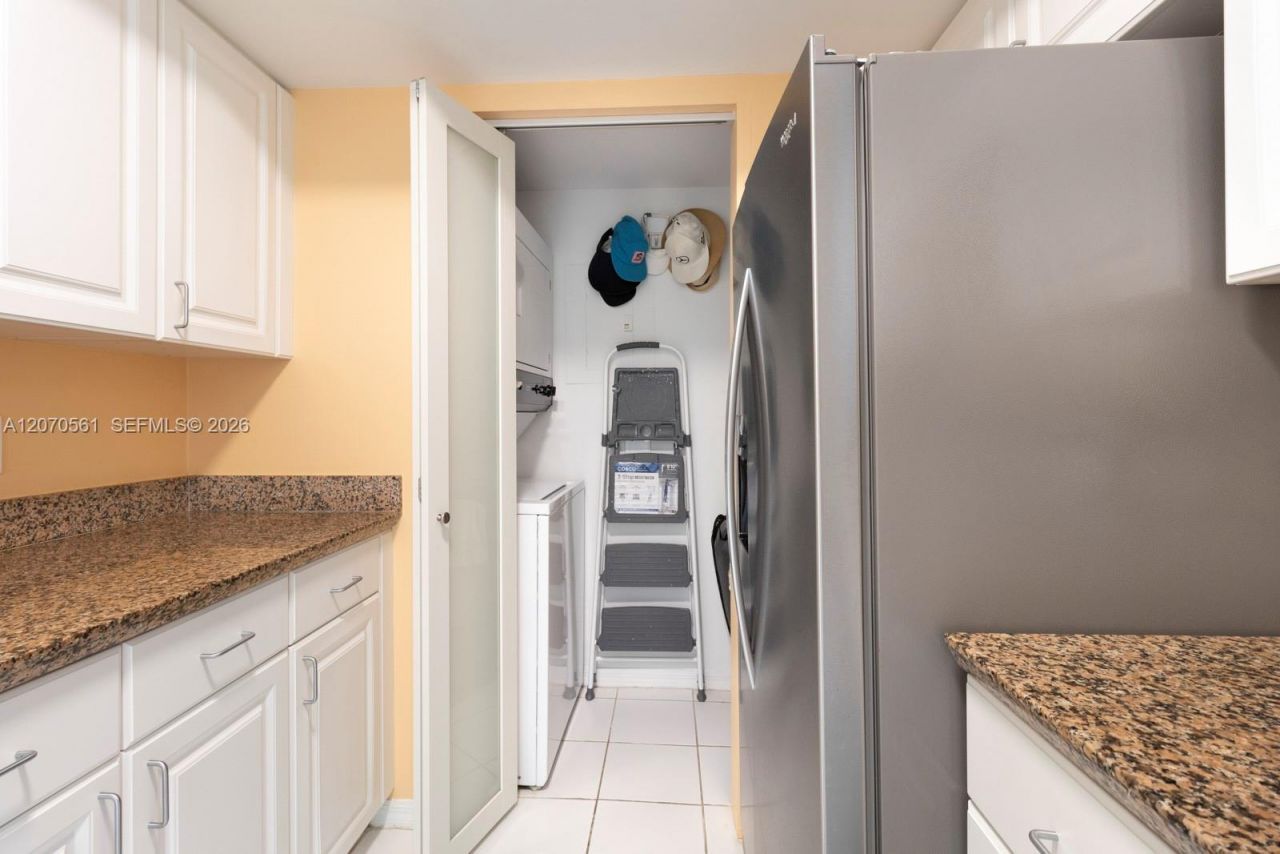 90 Alton Rd , Unit 1005, Miami Beach, FL 33139 Photo