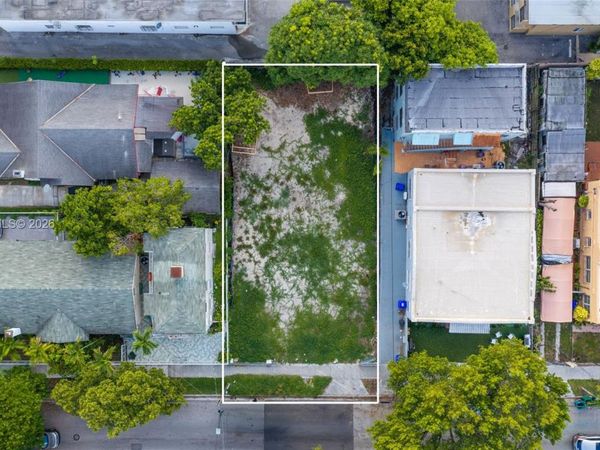 315 SW 14th Ave , Miami, FL 33135