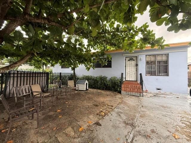 1060 NW 116th St , Unit 1, Miami, FL 33168 Photo