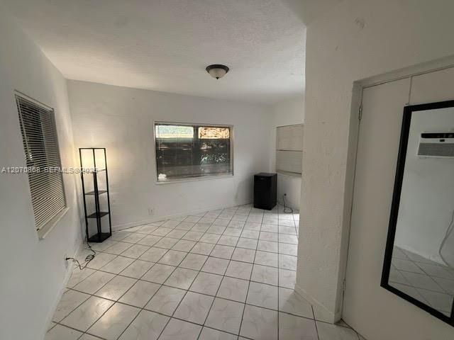 1060 NW 116th St , Unit 1, Miami, FL 33168 Photo