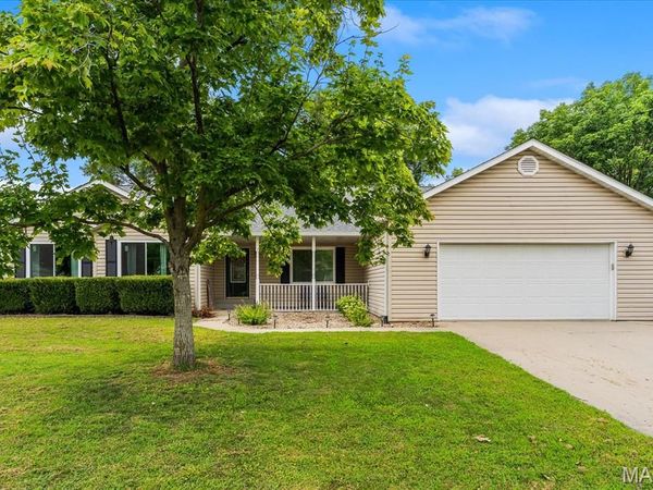 710 Mary Ann Court, Freeburg, IL 62243