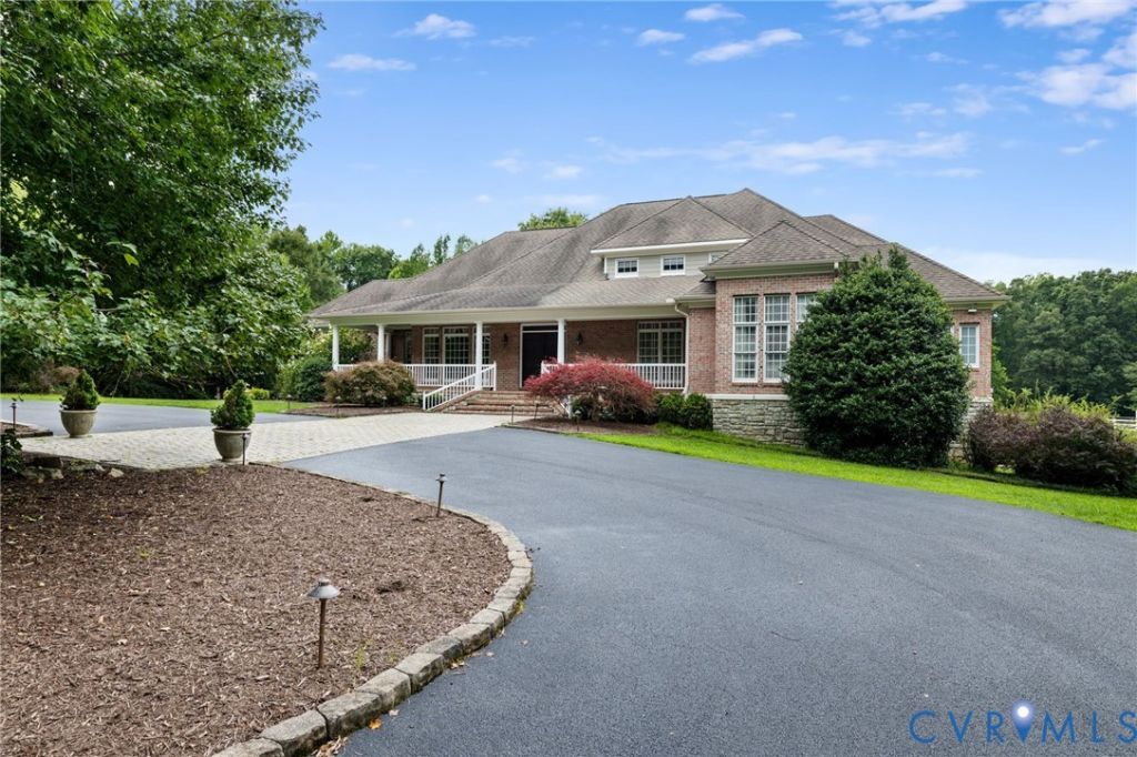 2365 Manakintown Ferry Road Powhatan, VA 